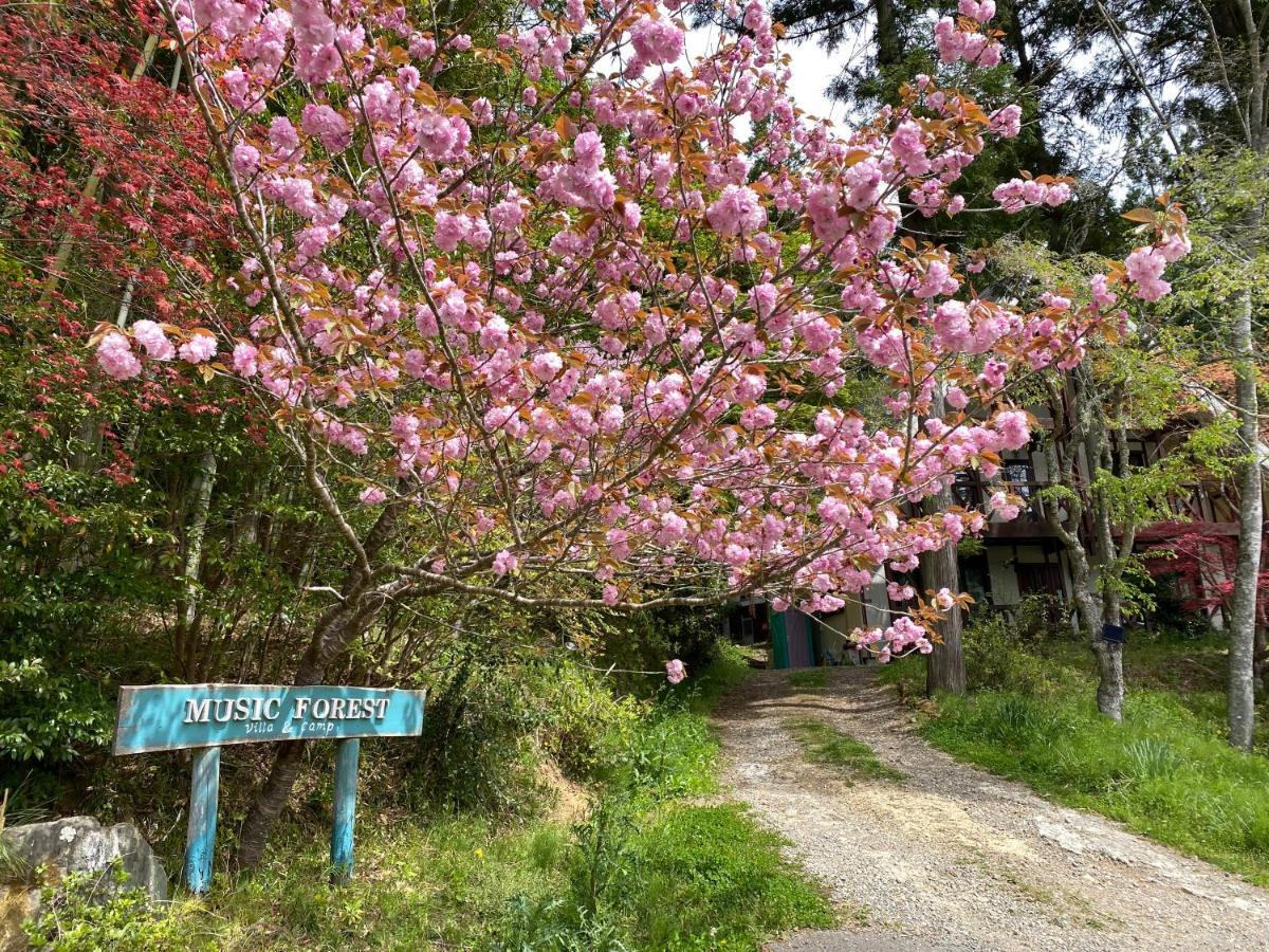 Music Forest Villa&Camp Tamba-Sasayama Экстерьер фото